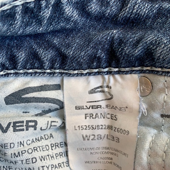 Lowrise Silver Jeans Bootcut with Holes - Picture 12 of 16